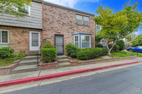 4013 Knoll Top Ct, Carmichael, CA 95608 photo 1