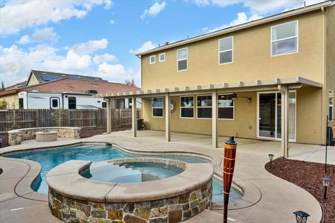 504 Monte Oro St, Manteca, CA 95337 photo 1