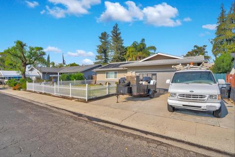 2425 S Ada St, Modesto, CA 95354 photo 3
