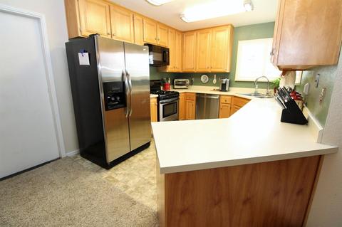 125 W E St, Galt, CA 95632 photo 8