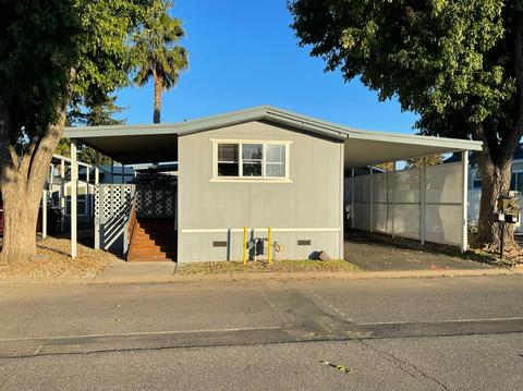 131 Sloop Ln, Modesto, CA 95356 photo 1