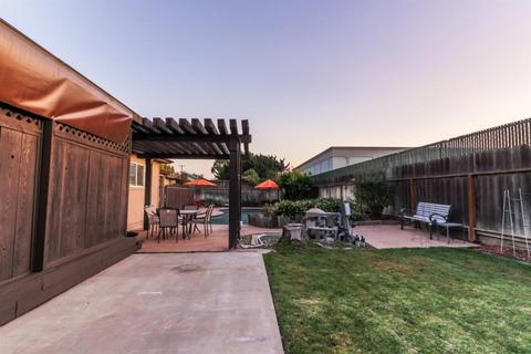 2725 Warwick Ln, Modesto, CA 95350 photo 31