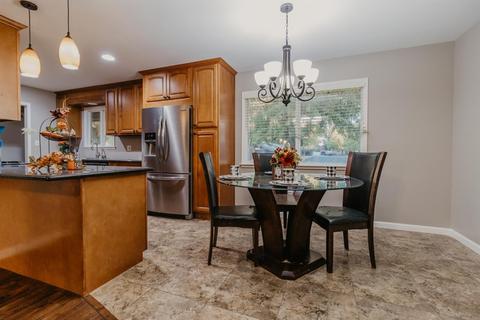 2725 Warwick Ln, Modesto, CA 95350 photo 5