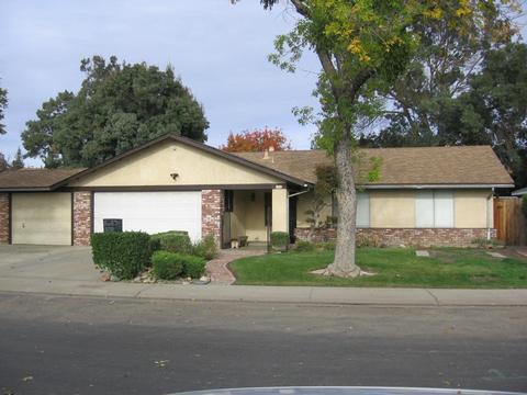 1412 Raquel Ln, Modesto, CA 95355 photo 2