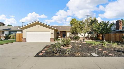 1409 W Vine St, Lodi, CA 95242 photo 1