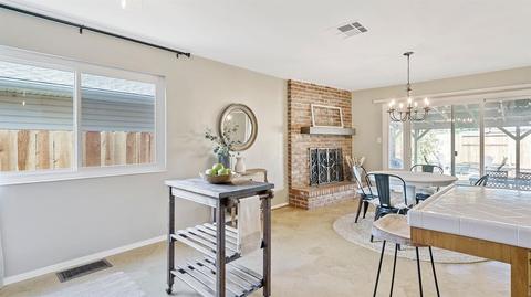 1409 W Vine St, Lodi, CA 95242 photo 17