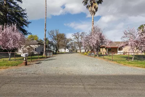 9691 Orr Rd, Galt, CA 95632 photo 1