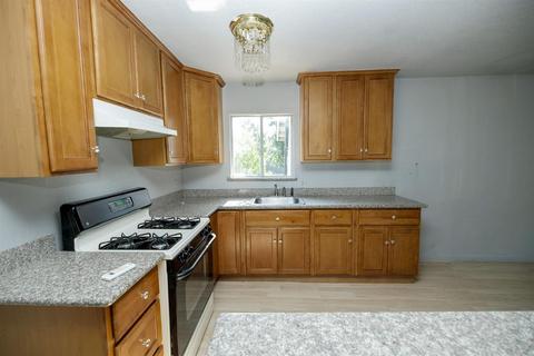 2120 Kenneth St, Modesto, CA 95351 photo 13