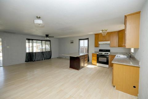 2120 Kenneth St, Modesto, CA 95351 photo 14