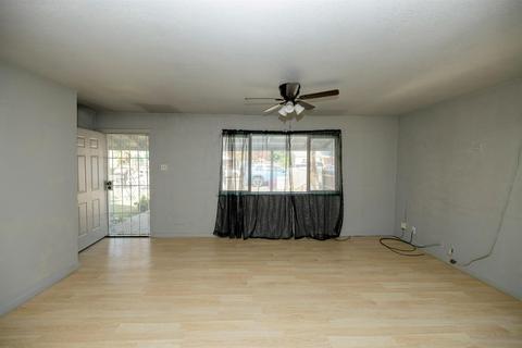 2120 Kenneth St, Modesto, CA 95351 photo 6