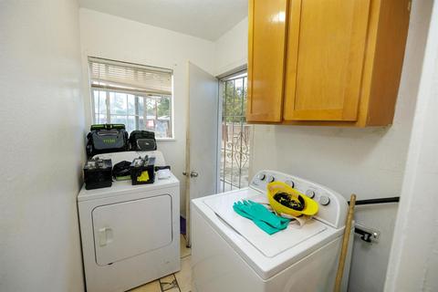 318 Spruce St, Modesto, CA 95351 photo 12