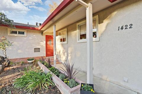 1422 Harding Ave, Tracy, CA 95376 photo 2