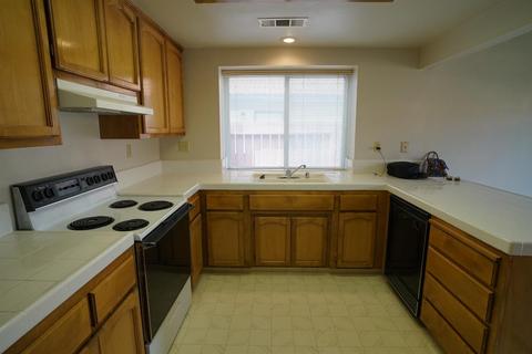 1849 Creekside Dr, Merced, CA 95348 photo 10