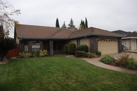 411 Sparrow Ln, Lodi, CA 95240 photo 1