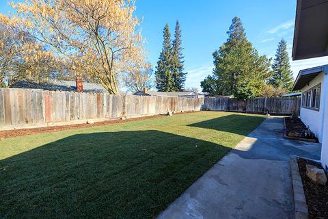 1537 Higbee Dr, Modesto, CA 95350 photo 8