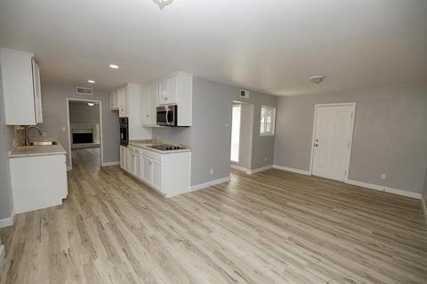 1537 Higbee Dr, Modesto, CA 95350 photo 2