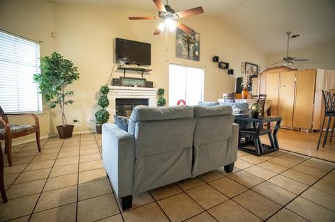 5825 Horn Way, Keyes, CA 95328 photo 5