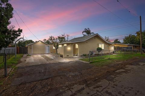 320 Dawn Dr, Modesto, CA 95350 photo 1