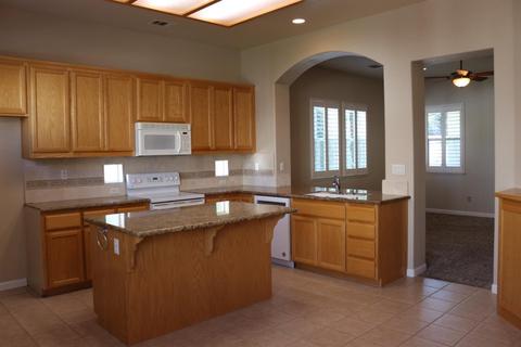 1654 Windy Cove Ln, Ripon, CA 95366 photo 3