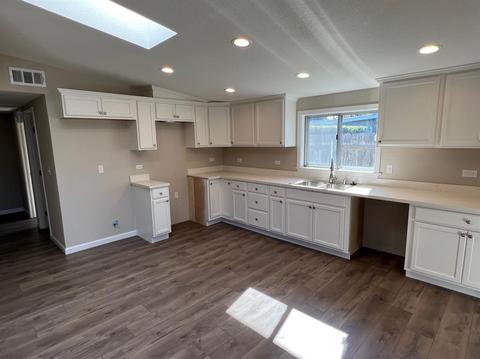 436 S Powers Ave, Manteca, CA 95336 photo 9