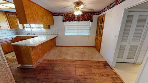 402 Fleetwood Dr, Modesto, CA 95350 photo 9