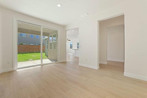 1264 Cornflower Dr, Patterson, CA 95363 photo 9