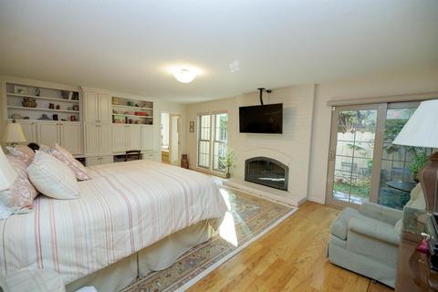 909 Scenic Ct, Modesto, CA 95355 photo 22