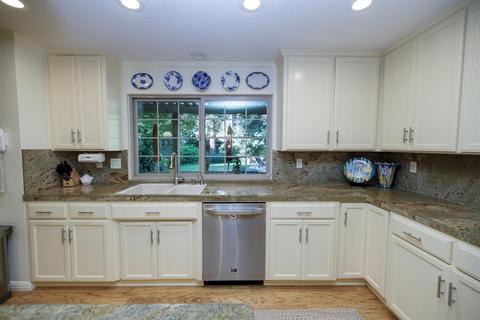 909 Scenic Ct, Modesto, CA 95355 photo 17