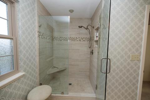 909 Scenic Ct, Modesto, CA 95355 photo 37