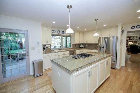 909 Scenic Ct, Modesto, CA 95355 photo 20