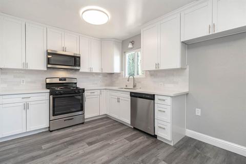 2833 E Whitmore Ave, Ceres, CA 95307 photo 8