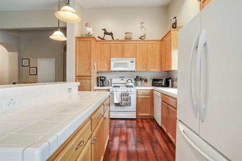 988 Roy Frerichs Ln, Tracy, CA 95377 photo 11