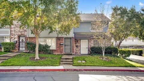 4000 Oak Villa Cir, Carmichael, CA 95608 photo 1