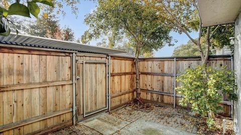4000 Oak Villa Cir, Carmichael, CA 95608 photo 27