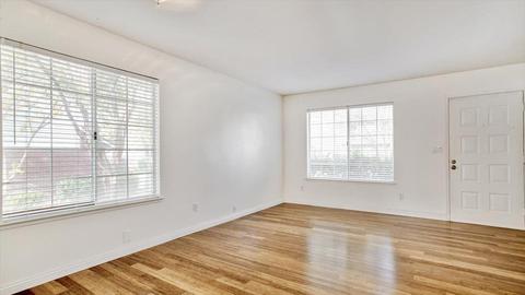 4000 Oak Villa Cir, Carmichael, CA 95608 photo 7