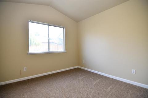 846 S Berkeley Ave, Turlock, CA 95380 photo 14
