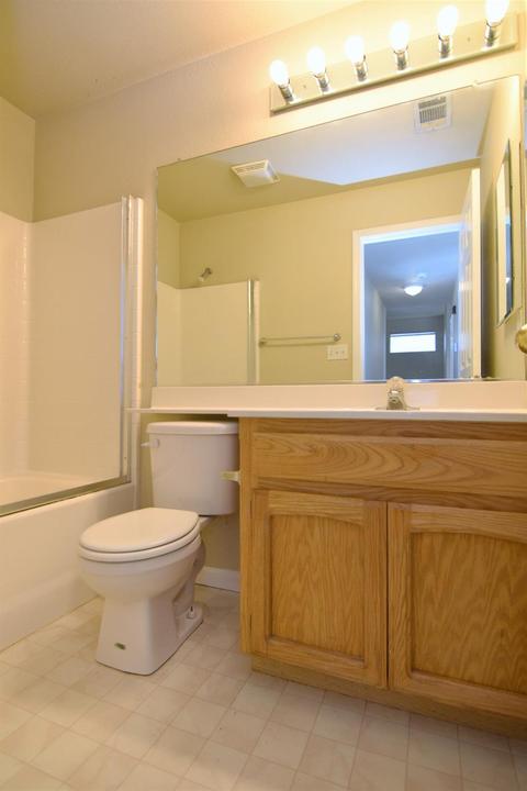 846 S Berkeley Ave, Turlock, CA 95380 photo 16
