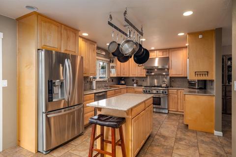 185 Mulholand Dr, Ripon, CA 95366 photo 2