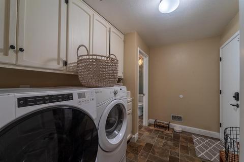 3701 Drakeshire Dr, Modesto, CA 95356 photo 19