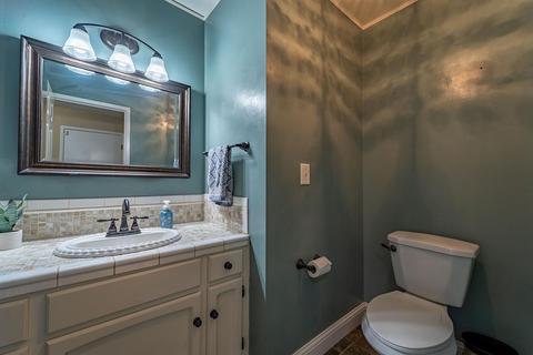 3701 Drakeshire Dr, Modesto, CA 95356 photo 20