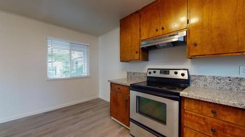 1604 Rose Ave, Modesto, CA 95355 photo 17