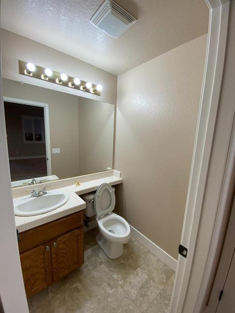 2809 Isle St, Rocklin, CA 95765 photo 8
