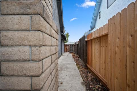 1212 Moffett Rd, Modesto, CA 95351 photo 17