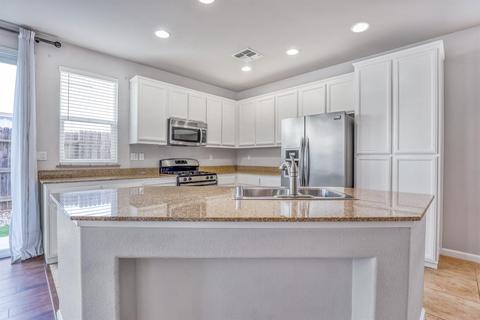 965 Courtyards Loop, Lincoln, CA 95648 photo 4