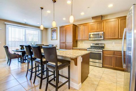 2107 Collet Ct, Rocklin, CA 95765 photo 4