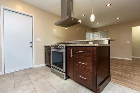 2804 Uhlig Ave, Modesto, CA 95350 photo 12