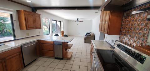 2460 E Marshall St, Turlock, CA 95380 photo 8