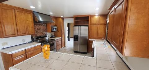 2460 E Marshall St, Turlock, CA 95380 photo 9