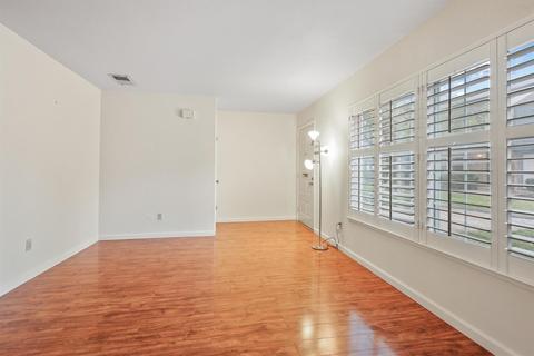 3925 Oak Villa Cir, Carmichael, CA 95608 photo 5
