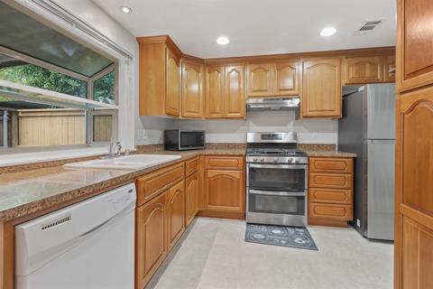 3925 Oak Villa Cir, Carmichael, CA 95608 photo 11